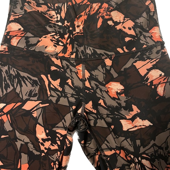 Lululemon leggings - Picture 5 of 6